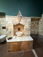 Serenus Cave Suites
