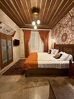 Serenus Cave Suites