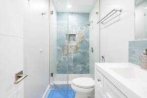 The Surf Hollywood Beach