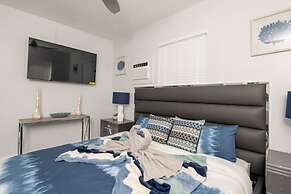 The Surf Hollywood Beach