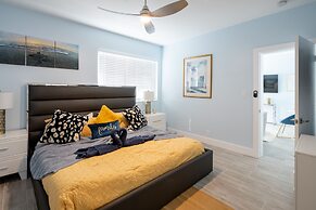 The Surf Hollywood Beach