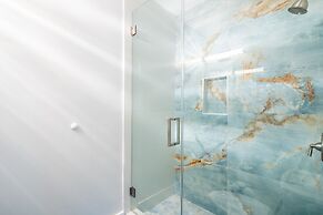 The Surf Hollywood Beach