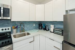 The Surf Hollywood Beach