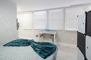 The Surf Hollywood Beach