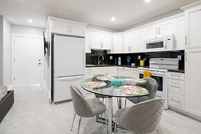 The Surf Hollywood Beach