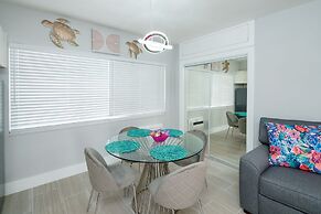 The Surf Hollywood Beach