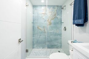 The Surf Hollywood Beach