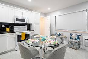 The Surf Hollywood Beach