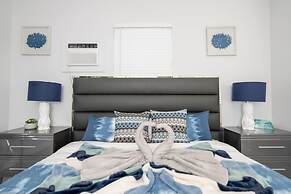 The Surf Hollywood Beach