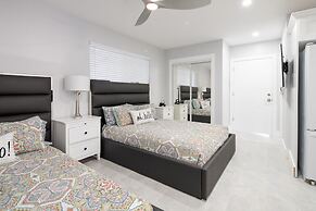 The Surf Hollywood Beach