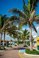 The Surf Hollywood Beach