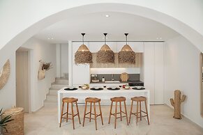 Seanfinity Beachfront Suites