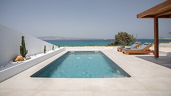 Seanfinity Beachfront Suites