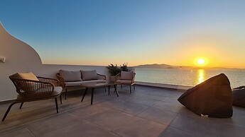 Seanfinity Beachfront Suites