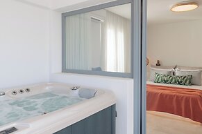 Seanfinity Beachfront Suites