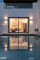 Seanfinity Beachfront Suites