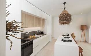 Seanfinity Beachfront Suites