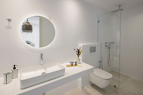 Seanfinity Beachfront Suites