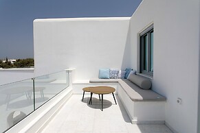 Seanfinity Beachfront Suites