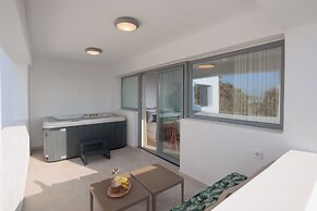 Seanfinity Beachfront Suites