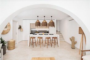 Seanfinity Beachfront Suites