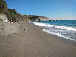 Apartments With Garden View Creta Ierapetra