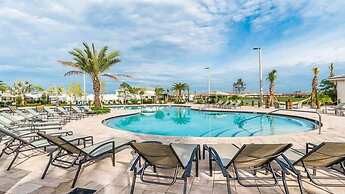 In the Heart of Kissimmee - Storey Lake Resort - 4bd/3ba Pool Townhome