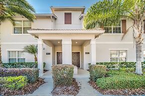 In the Heart of Kissimmee - Storey Lake Resort - 4bd/3ba Pool Townhome