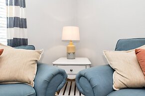 In the Heart of Kissimmee - Storey Lake Resort - 4bd/3ba Pool Townhome