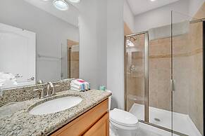 In the Heart of Kissimmee - Storey Lake Resort - 4bd/3ba Pool Townhome