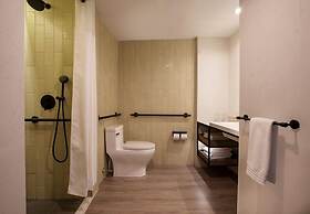 Renaissance New York Flushing Hotel at Tangram