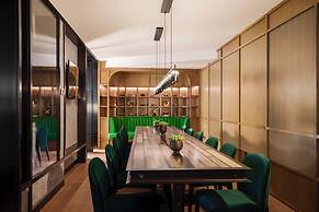 Renaissance New York Flushing Hotel at Tangram