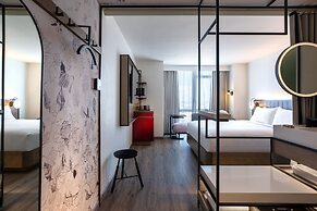 Renaissance New York Flushing Hotel at Tangram