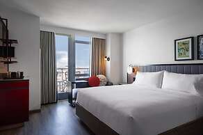 Renaissance New York Flushing Hotel at Tangram