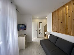 Remarkable 2-bed House in Ponta Delgada