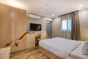 Mamlouk Pyramids Hotel