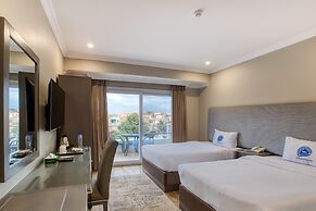 Mamlouk Pyramids Hotel