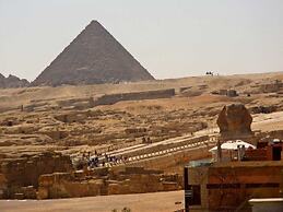 Mamlouk Pyramids Hotel