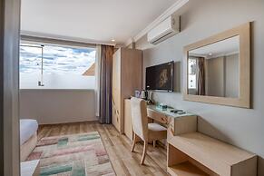 Mamlouk Pyramids Hotel