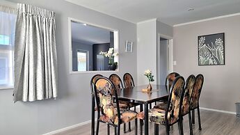 Wonderful Renovated 4BR House - Netflix