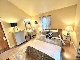 Bell In The Woods B&B