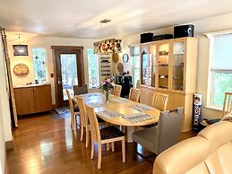 Bell In The Woods B&B