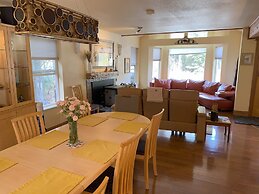 Bell In The Woods B&B