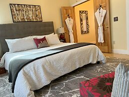 Bell In The Woods B&B