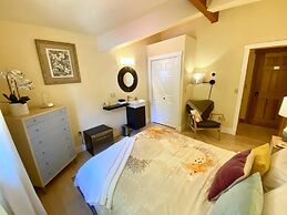 Bell In The Woods B&B