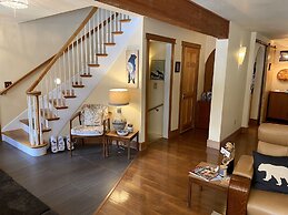 Bell In The Woods B&B