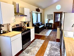 Bell In The Woods B&B