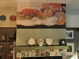 Eclectic Artists Cottage in Bohemian Hebden Bridge