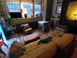 Eclectic Artists Cottage in Bohemian Hebden Bridge