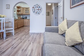 Arcadia - 1 Bedroom Apartment - Tenby